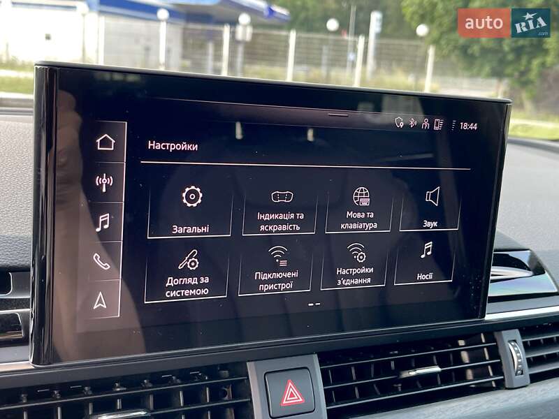 Седан Audi A4 2019 в Киеве