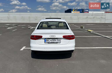 Седан Audi A4 2015 в 