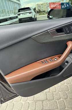Седан Audi A4 2018 в 