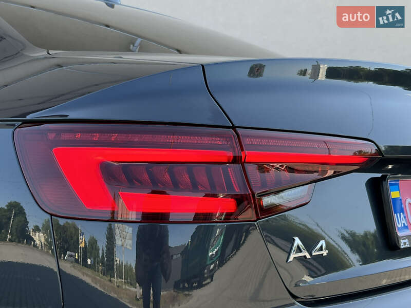 Седан Audi A4 2018 в Дрогобыче