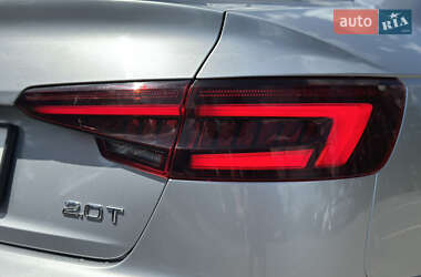 Седан Audi A4 2018 в 