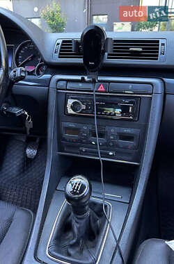 Седан Audi A4 2002 в 