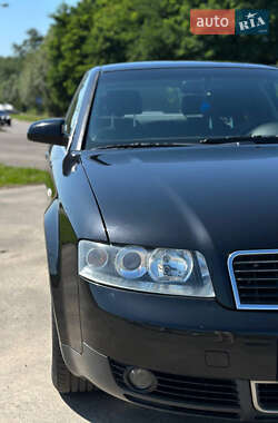 Седан Audi A4 2002 в 