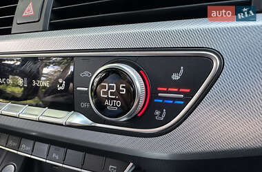 Седан Audi A4 2018 в 