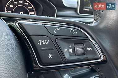 Седан Audi A4 2018 в 