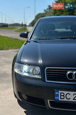 Седан Audi A4 2002 в 