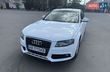 Седан Audi A4 2011 в 