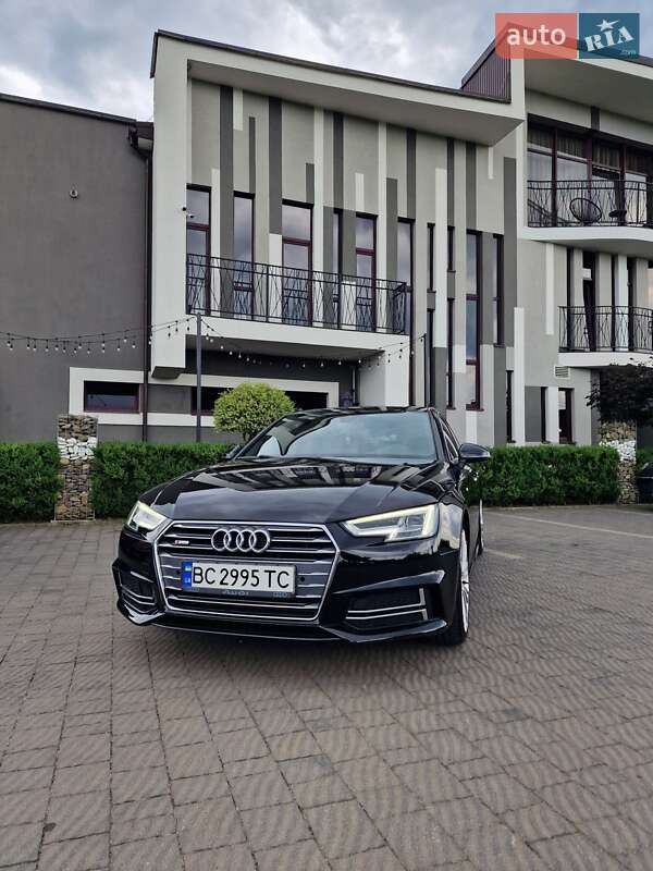 Audi A4 2017