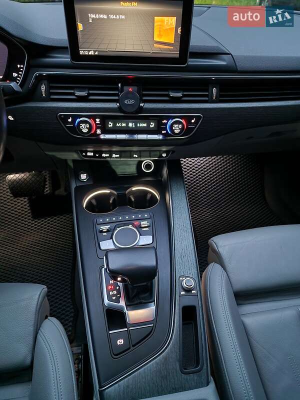 Седан Audi A4 2017 в Стрые