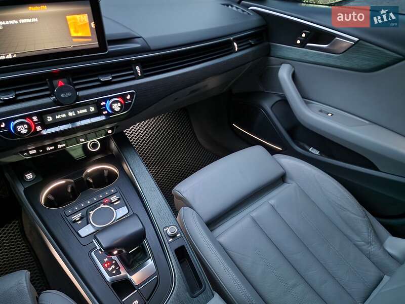 Седан Audi A4 2017 в Стрые