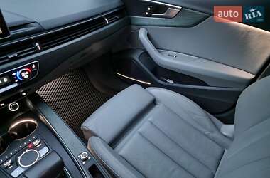 Седан Audi A4 2017 в 