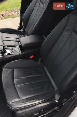 Седан Audi A4 2016 в 
