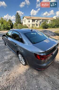 Седан Audi A4 2018 в 