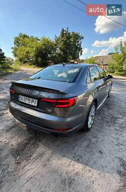 Седан Audi A4 2018 в 