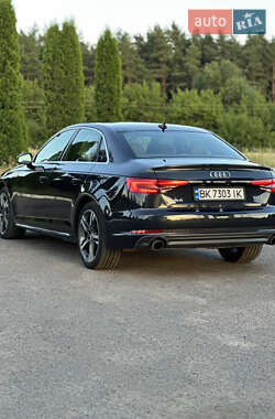 Седан Audi A4 2016 в 