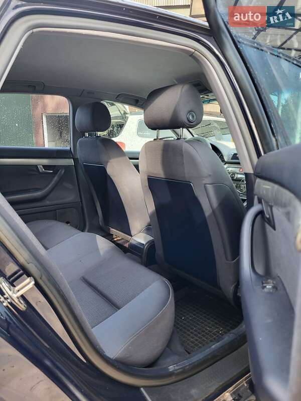 Седан Audi A4 2002 в Славуте