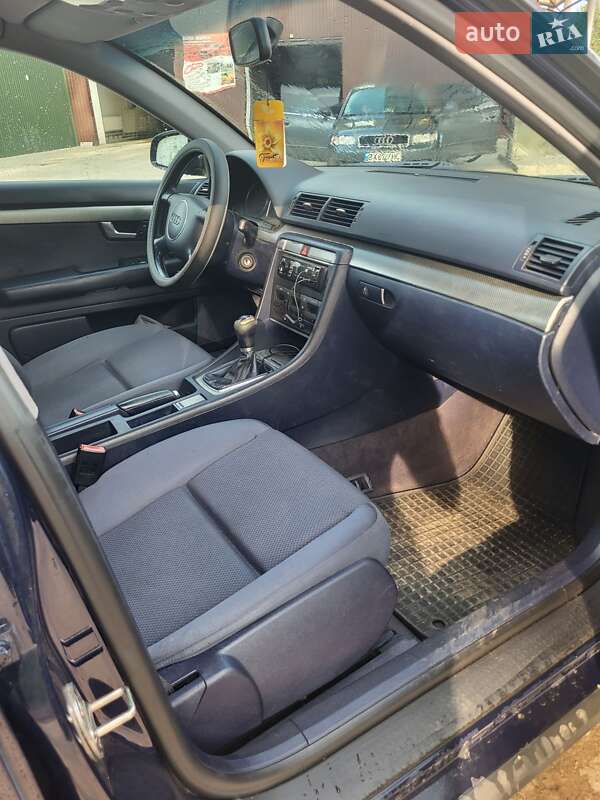 Седан Audi A4 2002 в Киеве