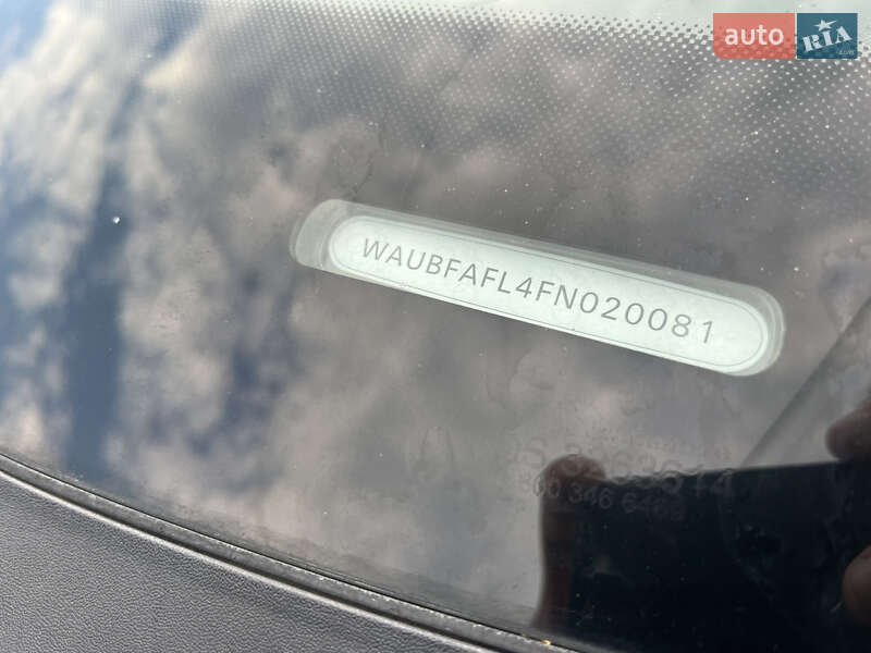 Седан Audi A4 2014 в Киеве
