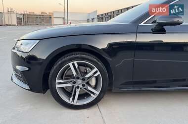 Седан Audi A4 2018 в 