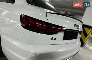 Седан Audi A4 2020 в 