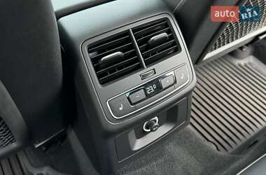 Седан Audi A4 2018 в 