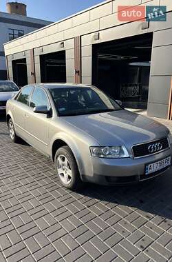 Седан Audi A4 2002 в Черкасах