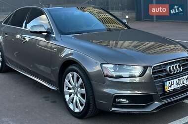 Седан Audi A4 2015 в 