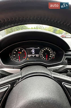 Седан Audi A4 2016 в 