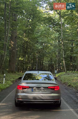 Седан Audi A4 2016 в 