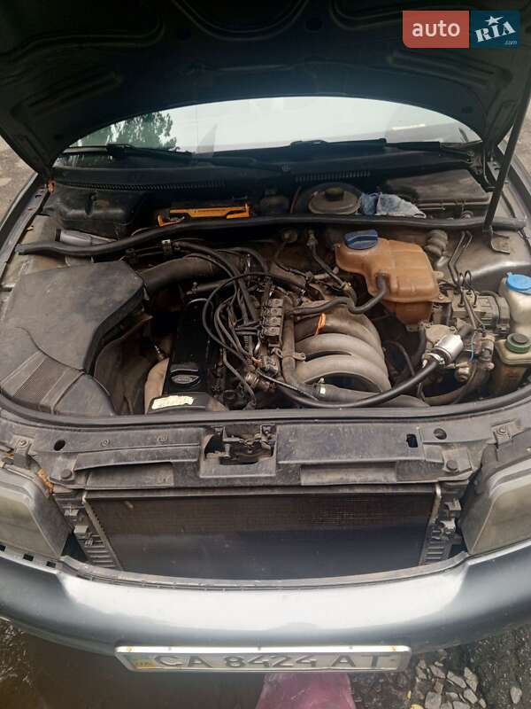 Седан Audi A4 1997 в Киеве