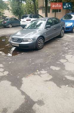 Седан Audi A4 1997 в Киеве