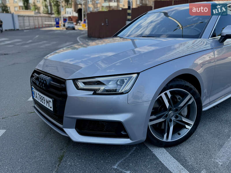 Седан Audi A4 2018 в Киеве