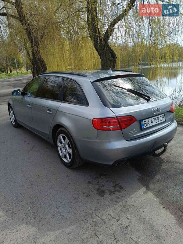 Универсал Audi A4 2011 в Ровно