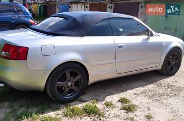 Кабриолет Audi A4 2002 в 