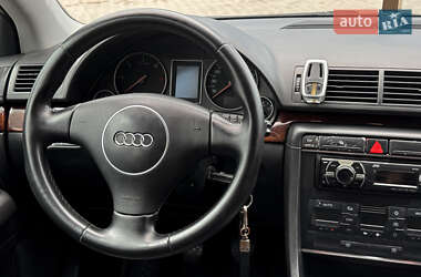 Универсал Audi A4 2004 в 