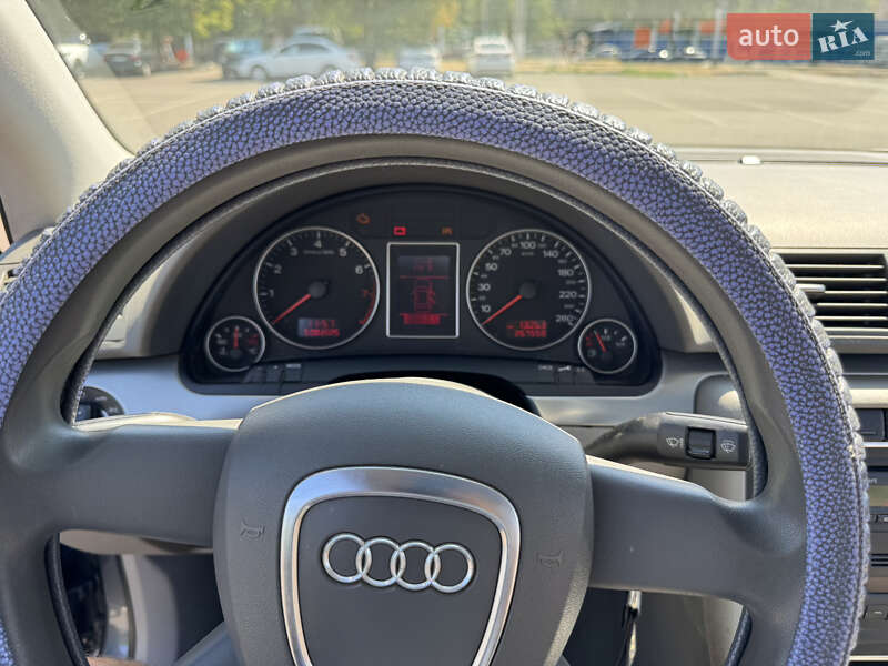 Седан Audi A4 2005 в Одессе