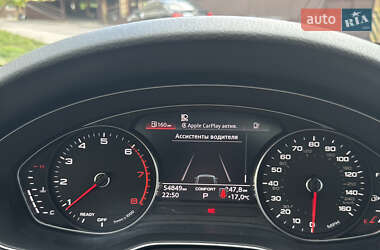 Седан Audi A4 2021 в 