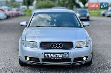 Седан Audi A4 2001 в 