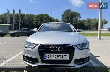 Седан Audi A4 2013 в Львове