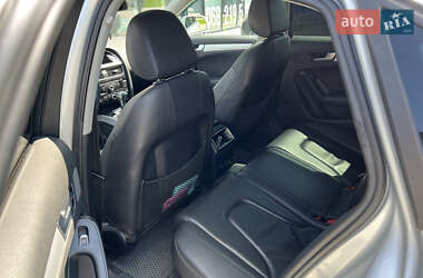 Седан Audi A4 2013 в Львове