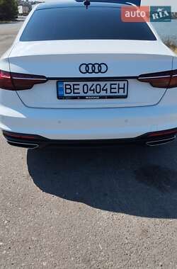 Седан Audi A4 2023 в 