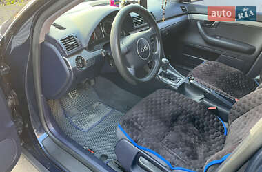Седан Audi A4 2004 в 