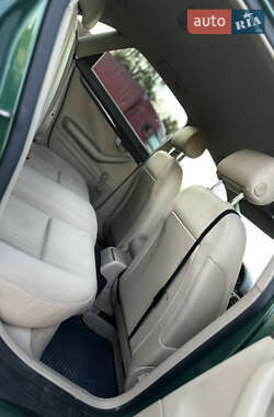 Седан Audi A4 2001 в 