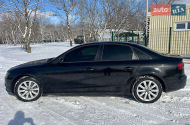 Седан Audi A4 2013 в 