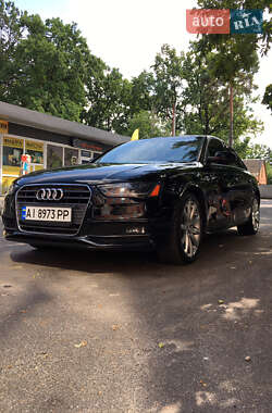Седан Audi A4 2013 в 
