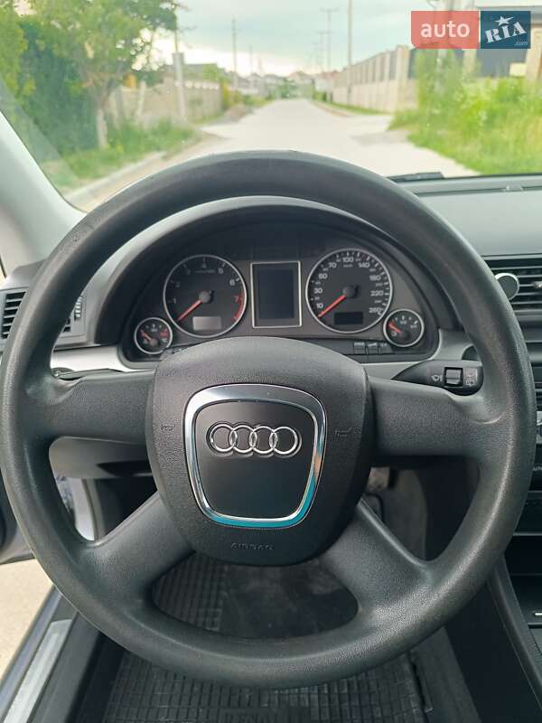 Универсал Audi A4 2006 в Хмельницком