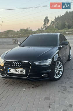 Седан Audi A4 2014 в Ирпене