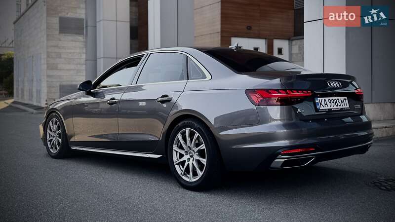 Седан Audi A4 2020 в Киеве