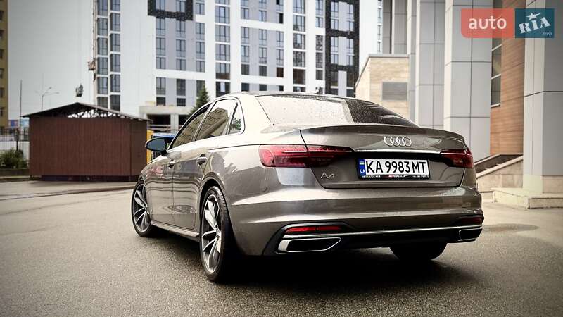 Седан Audi A4 2020 в Киеве