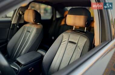 Седан Audi A4 2020 в 